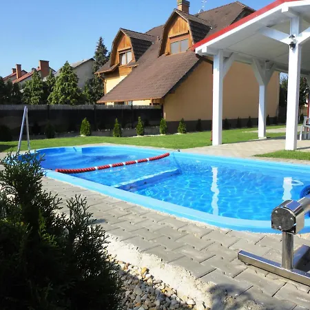 Villa Ani Hajduszoboszlo Exterior photo