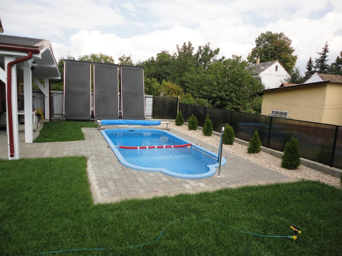 Ani Villa